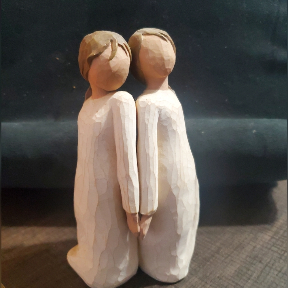 Willow Tree Demdaco 2004 Figurine Two Alike Lacquered Susan Lordi